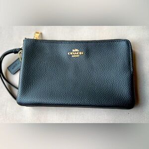 Coach Double Wallet Black with gold finished